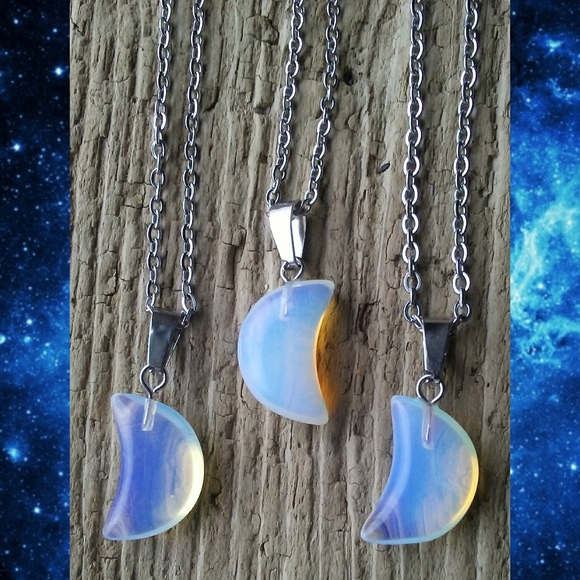 🌙💙Crescent Moon Opalite Stone Necklace - Picture 5 of 12